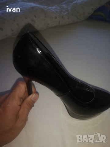 дамски официални дизайнерски обувки с ток лачени, снимка 4 - Дамски елегантни обувки - 51794401