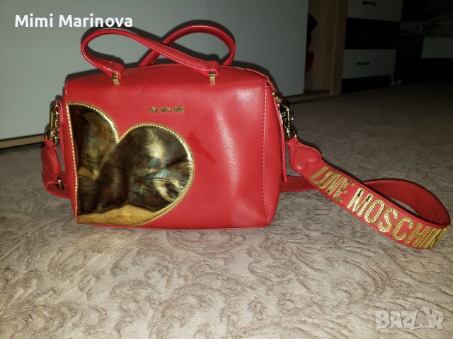 Оригинална дамска чанта Moschino, снимка 7 - Чанти - 38430182