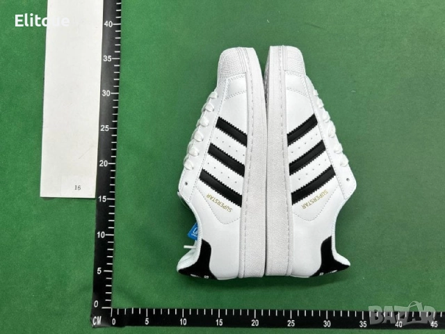 дамски маратонки Адидас , снимка 2 - Маратонки - 52784606