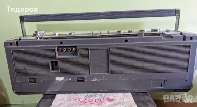 Радио касетофон Sanyo M-W25K, снимка 3 - Радиокасетофони, транзистори - 48511259