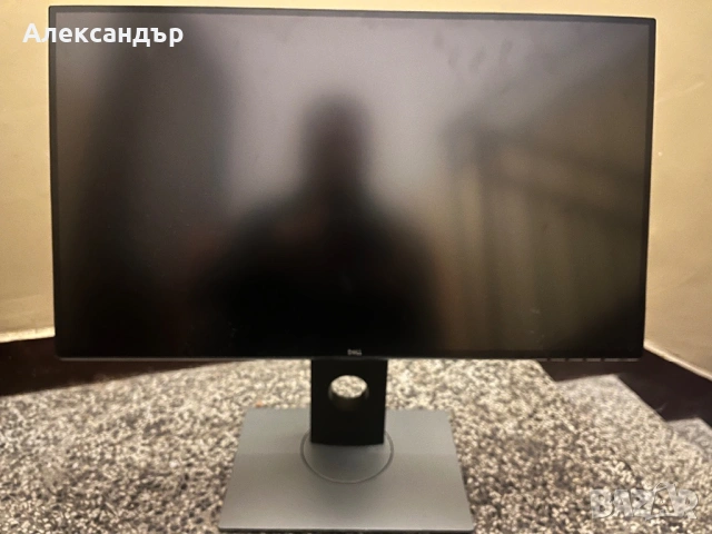 Монитор Dell UltraSharp U2518D – 25″ IPS 2560×1440 QHD (с пукнат панел, за ремонт или части), снимка 3 - Монитори - 53196137