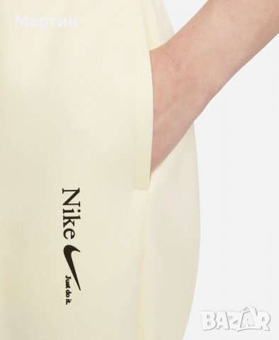 Дамско долнище Nike Sportswear - размер L, снимка 2 - Спортни екипи - 37080503