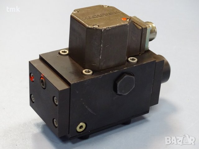 Серво клапан Rexroth 4WSE2ED10-51/60B9T315K31EV directional servo valve, снимка 7 - Резервни части за машини - 38005237