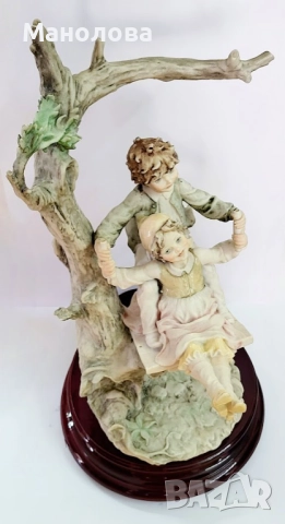 Голяма фигура Capodimonte подписана B. Merli., снимка 13 - Колекции - 52418854