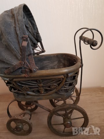Ретро бебешка количка за кукли, снимка 3 - Антикварни и старинни предмети - 43466729