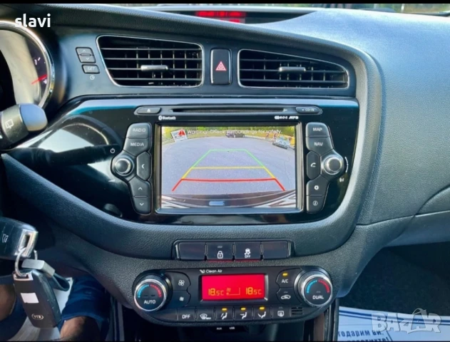 Kia Cee'd 1.6 CRDi 110к.с , снимка 11 - Автомобили и джипове - 51273590