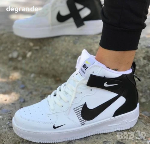 Високи кецове Nike Air Force Sneakers Размер 42, снимка 2 - Маратонки - 51279704