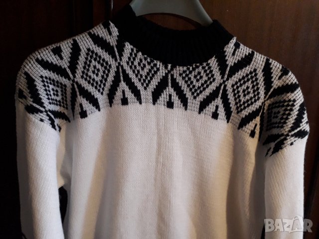 Блузон бяло и черно S - М, снимка 2 - Блузи с дълъг ръкав и пуловери - 27606889