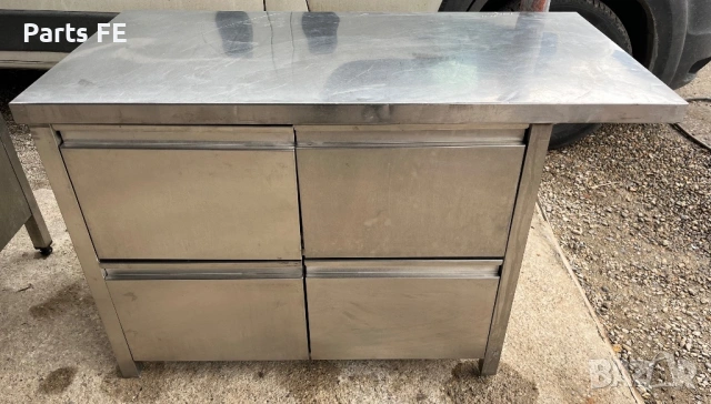 Професионална работна маса с чекмеджета profeaionalna rabotna masa s chekmedjeta