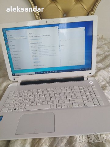 15.6 TOSHIBA L50. 