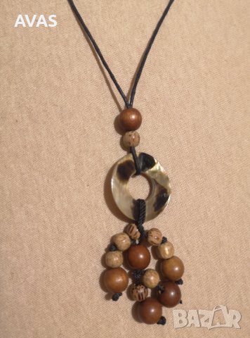 Нов тъмно зелен гердан със седеф, снимка 2 - Колиета, медальони, синджири - 36694627