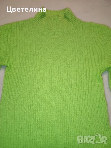Дамска блуза в електриково зелено с поло яка размер S цена 10 лв. + подарък чорапки неон , снимка 3 - Блузи с дълъг ръкав и пуловери - 43125816