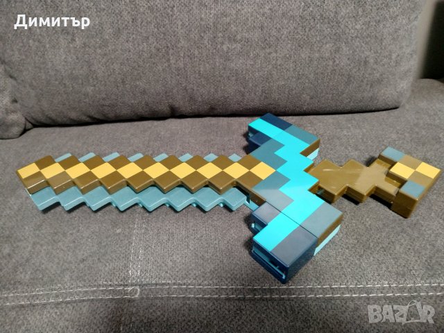 Майнкрафт, Minecraft диамантен меч и кирка 2в1 играчка Маинкрафт, снимка 10 - Други - 28521206
