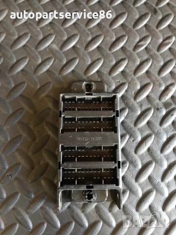 Корпус за реле и кутия с предпазители за KIA Sorento 2.5 CRDi (2003–2007) 91310-3E810