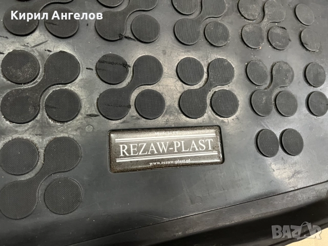 Гумена стелка за багажника на BMW E46 Комби, снимка 5 - Аксесоари и консумативи - 52958617