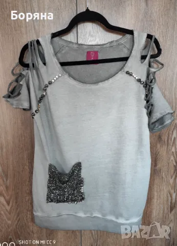 Нова бутикова блуза с дупки и декорации , снимка 1