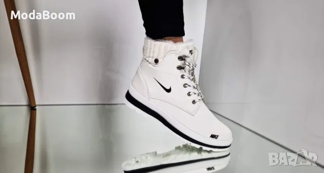Nike дамски зимни боти различни цветове , снимка 17 - Дамски боти - 48139025
