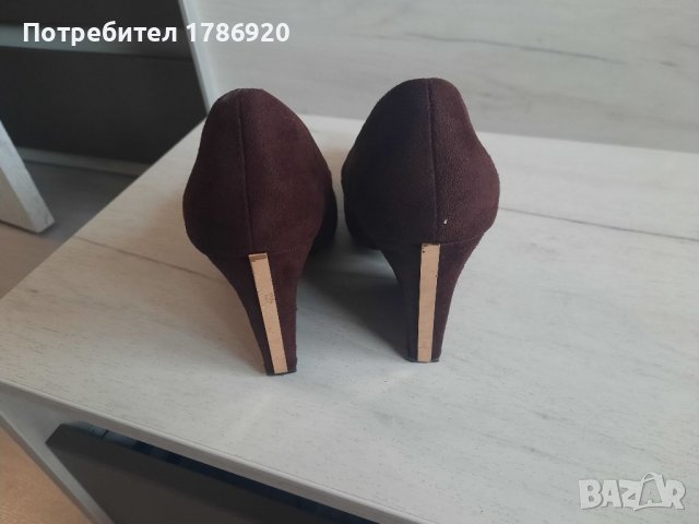 Дамски обувки на дебел ток, снимка 4 - Дамски елегантни обувки - 39870815