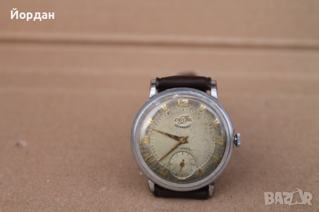 Швейцарски мъжки часовник ''Enicar" /калибър 1292 17 камъка/