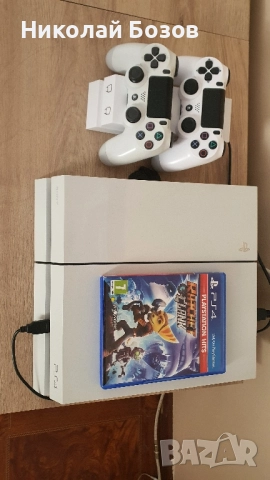 PlayStation 4 500g бял