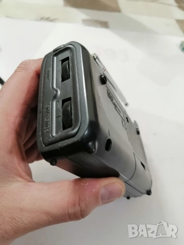 AM/FM радио SONY ICF-390, снимка 4 - Радиокасетофони, транзистори - 53500835