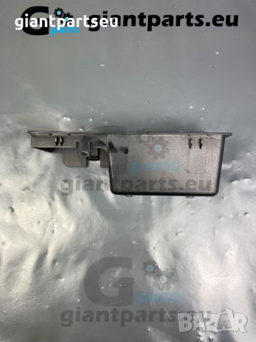 Пластмасов държач за часовник за БМВ е36 BMW e36 , , снимка 2 - Части - 40496422