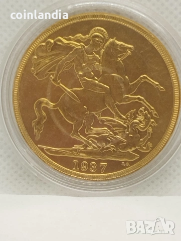 позлатена Английска монета 