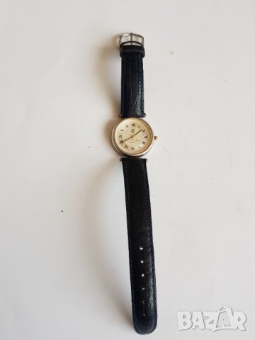 Ръчен кварцов часовник със сребърна каса, снимка 2 - Други - 38554933