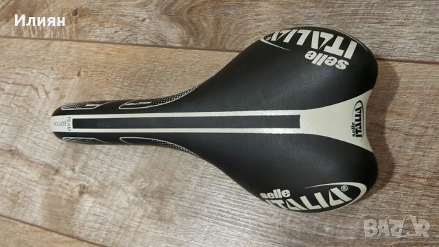 Карбонови седалки за велосипед с колче, снимка 3 - Части за велосипеди - 32417668
