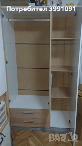 Продавам гардероб, снимка 2 - Гардероби - 52586450