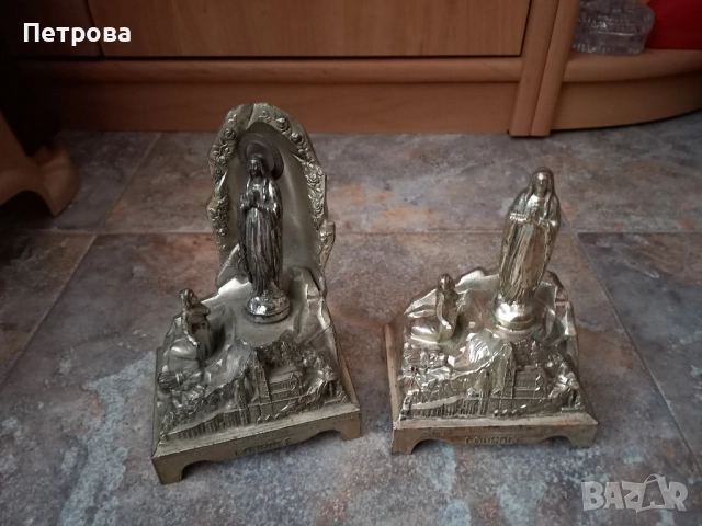 Две латерни, латерна