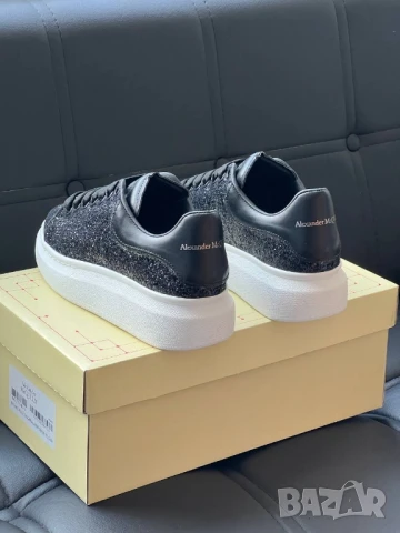 дамски маратонки Alexander Mcqueen , снимка 4 - Маратонки - 50574620