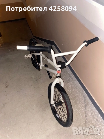 Продавам колело Bmx в добро състояние, снимка 3 - Велосипеди - 53104161