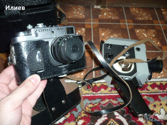 Стар руски фотоапарат Зоркии 4K и кинокамера Quartz 5 