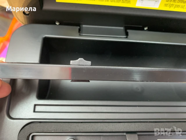 Вакуумна машина с нож и място за съхранение на ролки за мокри и сухи храни, снимка 10 - Други - 50779164