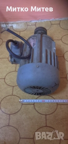 Ел. Двигател три фазен , снимка 2 - Електродвигатели - 53071999