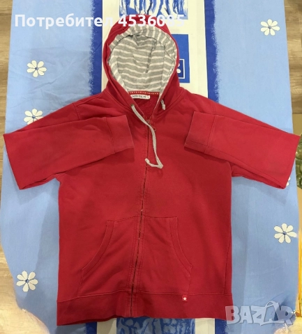 Дамски червен сучър с цип и качулка на Paolo Feretti-Размер L