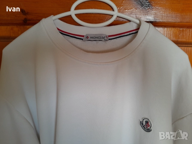 Оригинален пуловер Moncler, снимка 2 - Спортни дрехи, екипи - 52368293