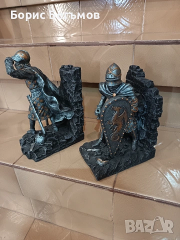 Рицарски подпори за книги, снимка 8 - Художествена литература - 53055573