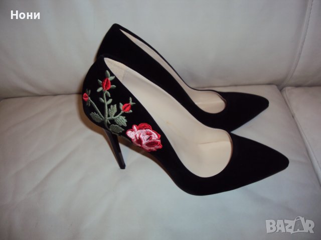 Нови дамски велурени обувки на ток, снимка 2 - Дамски елегантни обувки - 38474187