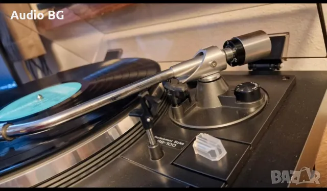 грамофон AKAI AP-206C Black, снимка 3 - Грамофони - 50227478