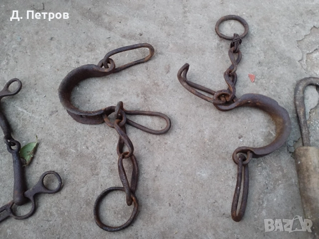 Букаи, мундщук и сантрач за кон