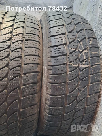 Бусови гуми 215/65/16С - 2бр