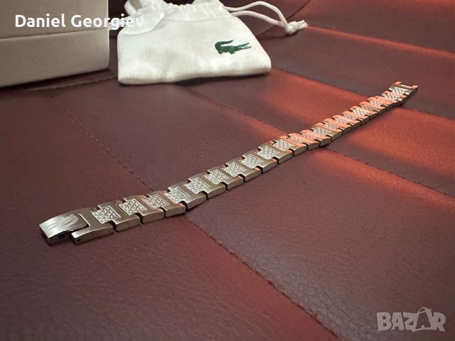 Нова гривна Lacoste Metropole от неръждаема стомана., снимка 2 - Гривни - 53229083