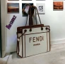 чанти fendi, снимка 7