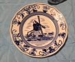 Холандски малки обувчици и чинийка Delft, снимка 2