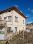 Продава се къща(на калкан) с плевня и 300 кв.м двор, снимка 5