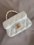 Дамска бяла чанта chanel , снимка 1