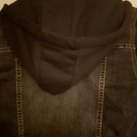 Дънково яке за момиче, като ново,  със сваляща се качулка , снимка 4 - Детски якета и елеци - 26916097