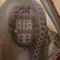 Кожени сандали Clarks, 30ти номер, снимка 2 - Детски сандали и чехли - 37363803